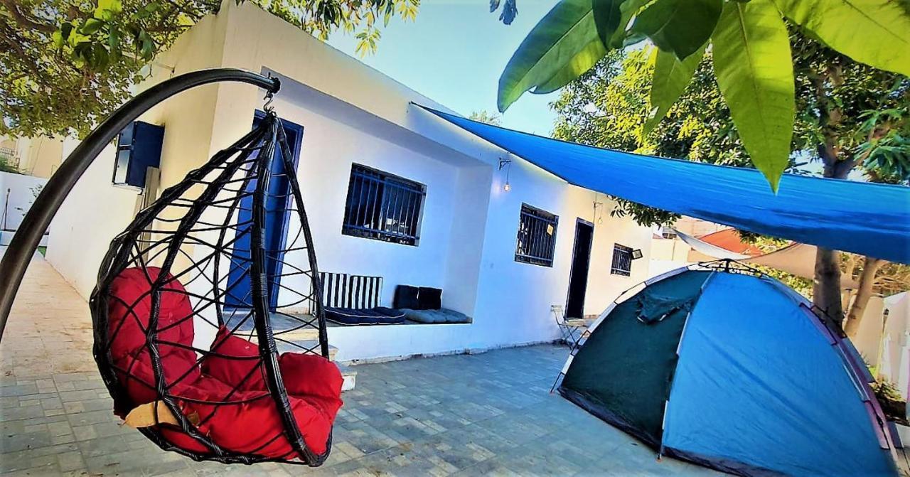 Mango Haus Ostello Aqaba Esterno foto
