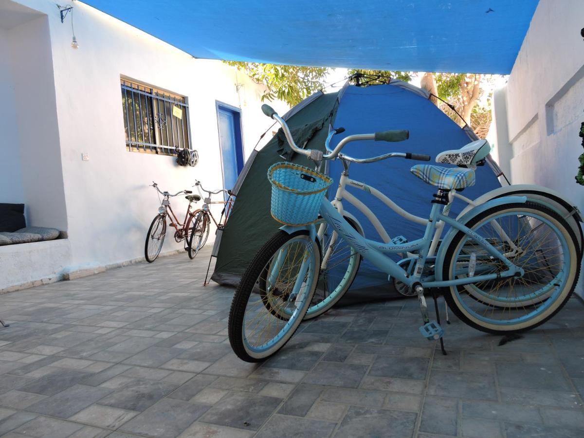 Mango Haus Ostello Aqaba Esterno foto