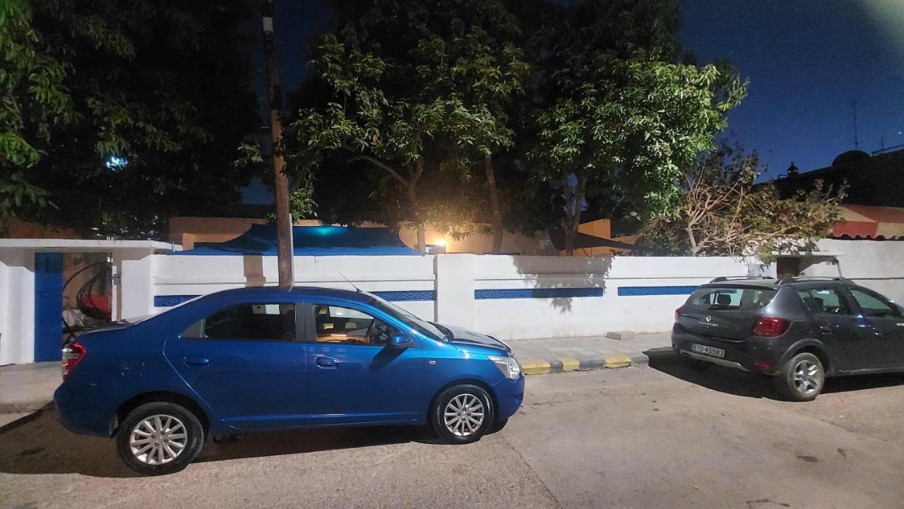 Mango Haus Ostello Aqaba Esterno foto