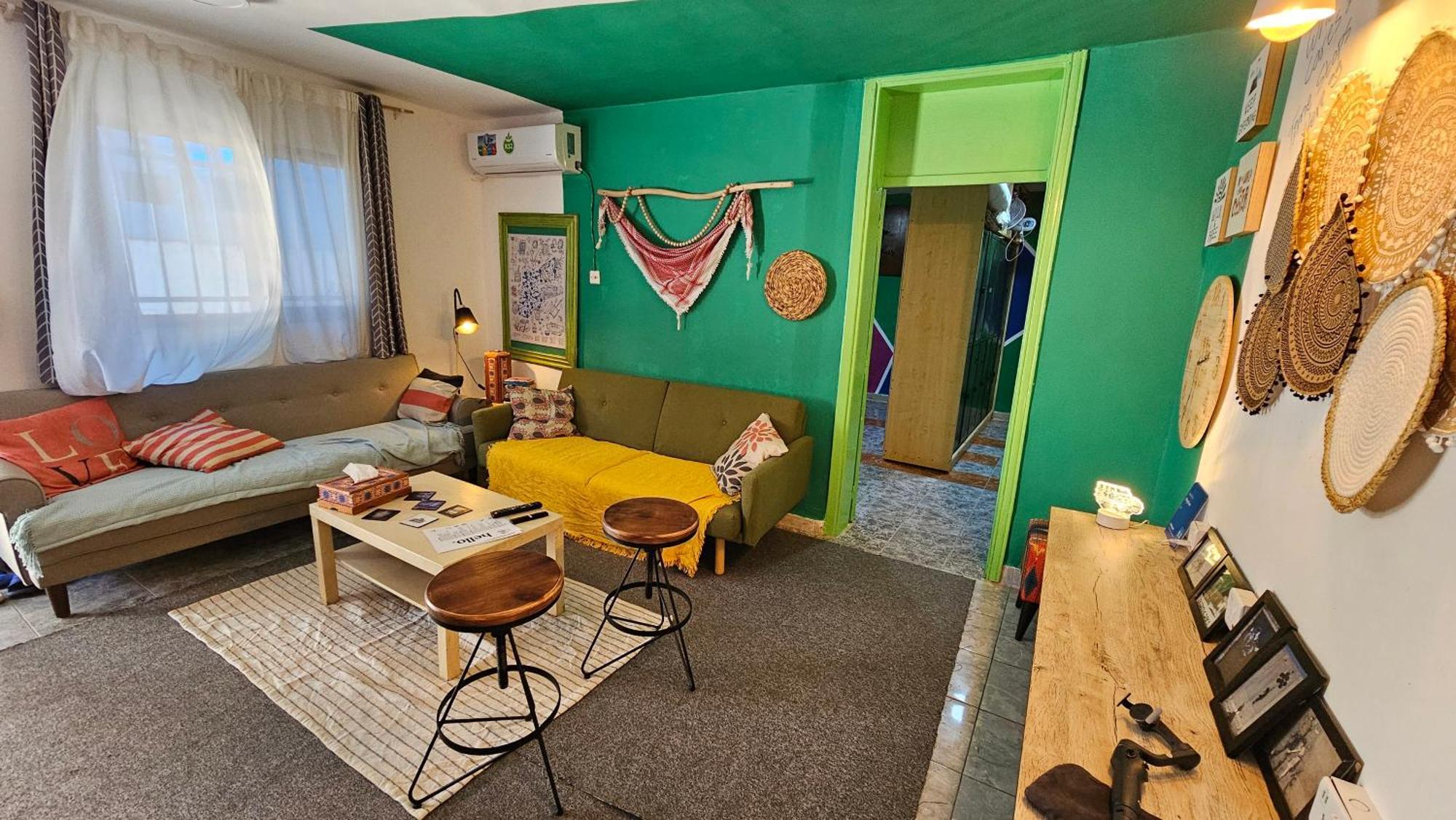 Mango Haus Ostello Aqaba Esterno foto